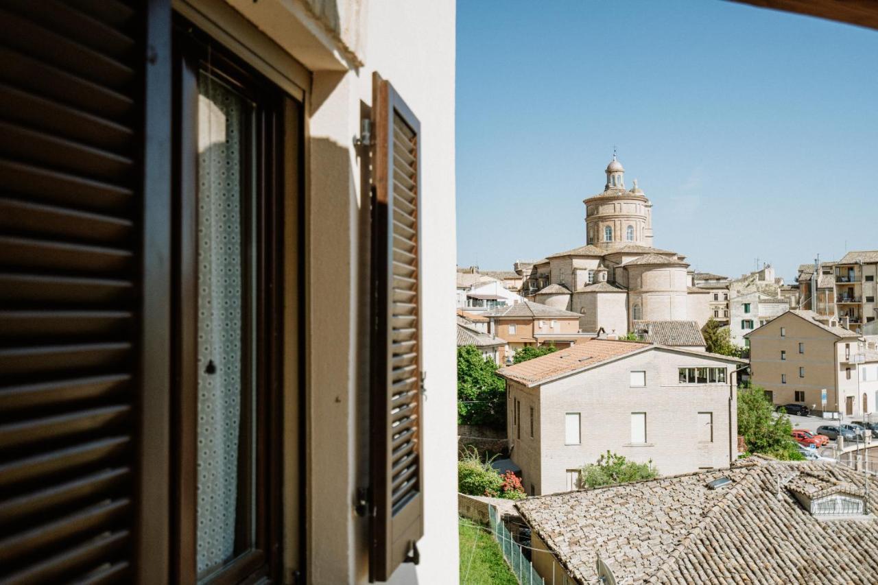 La Casa Delle Api Bed and Breakfast Offida Εξωτερικό φωτογραφία