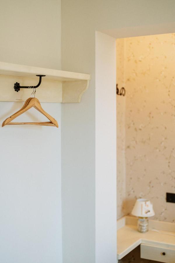 La Casa Delle Api Bed and Breakfast Offida Εξωτερικό φωτογραφία