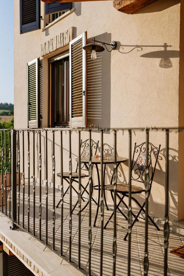 La Casa Delle Api Bed and Breakfast Offida Εξωτερικό φωτογραφία