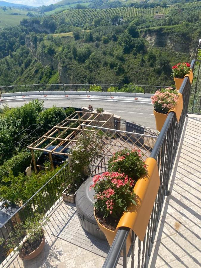 La Casa Delle Api Bed and Breakfast Offida Εξωτερικό φωτογραφία